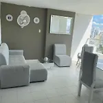 Apartamento familiar edificio tres carabelas