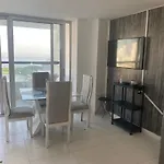 Apartamento familiar edificio tres carabelas