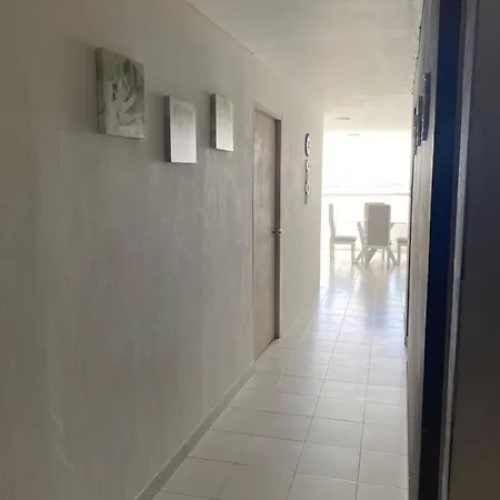 Apartamento Familiar Edificio Tres Carabelas *